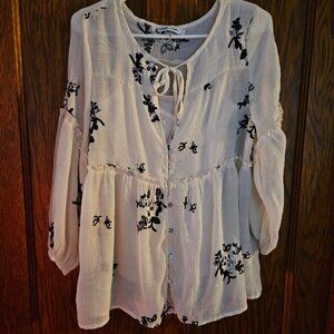 Figueroa & Flower Cream And Black 3/4 Sleeve Buttoned Blouse Sz L